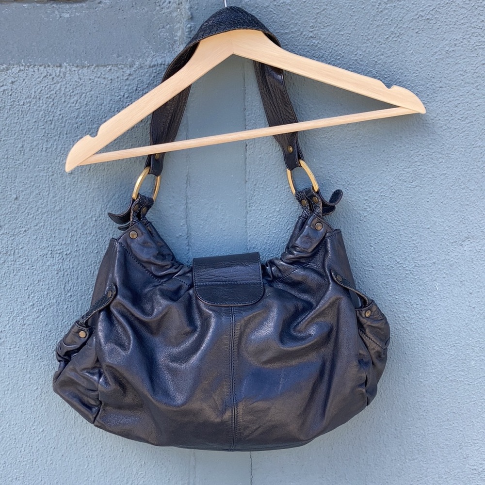 Hogan Navy Blue Butter Leather Shoulder Bag - Picture 2 of 14